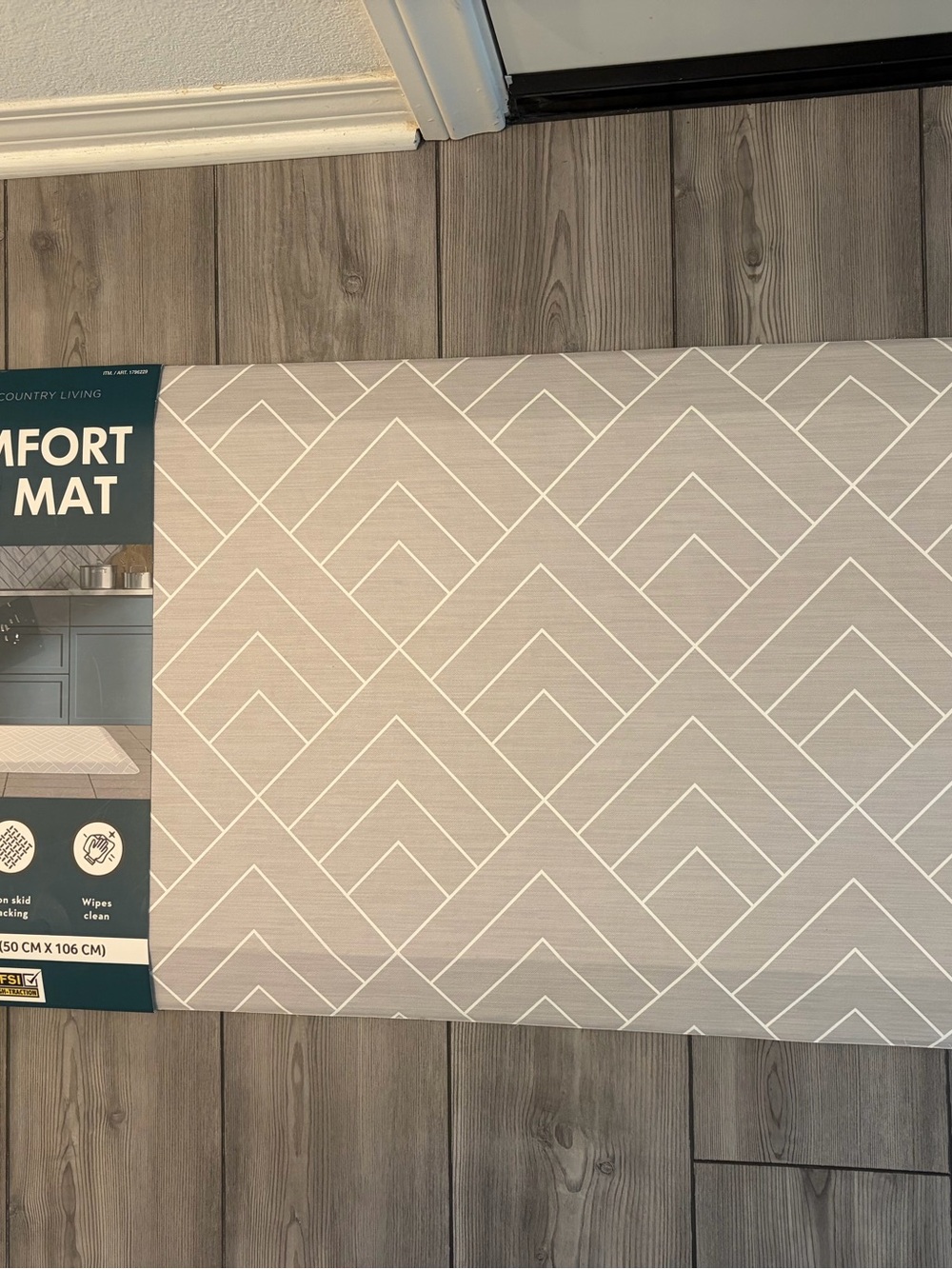 Town & Country, 20" x 42" Comfort Gel Kitchen Mat Gray - Picture 3 of 6